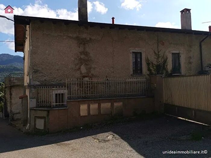 Appartamento in vendita in Cuveglio Comunità Montana Valli del Verbano Varese Lombardia Italia, Cuveglio