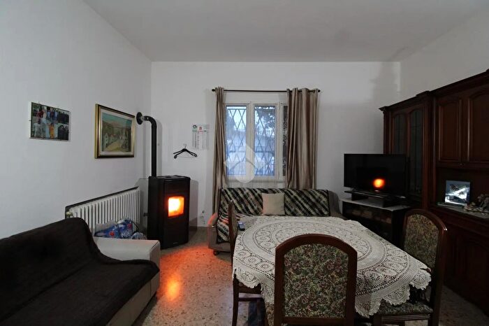 Casa con 5 locali in vendita in Via Cavalli, Bertinoro