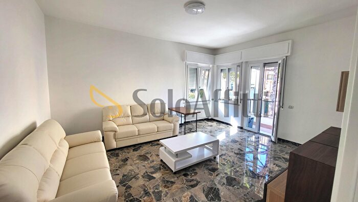 Appartamento con 6 locali in affitto in Senigallia