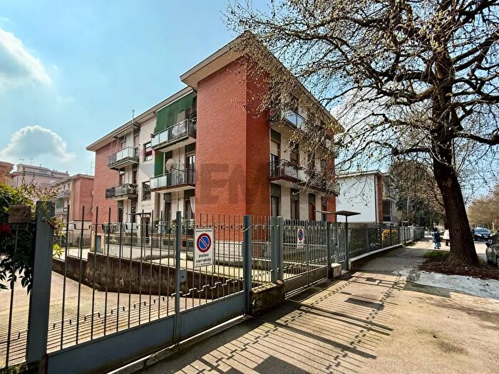 Appartamento trilocale in vendita in Cremona