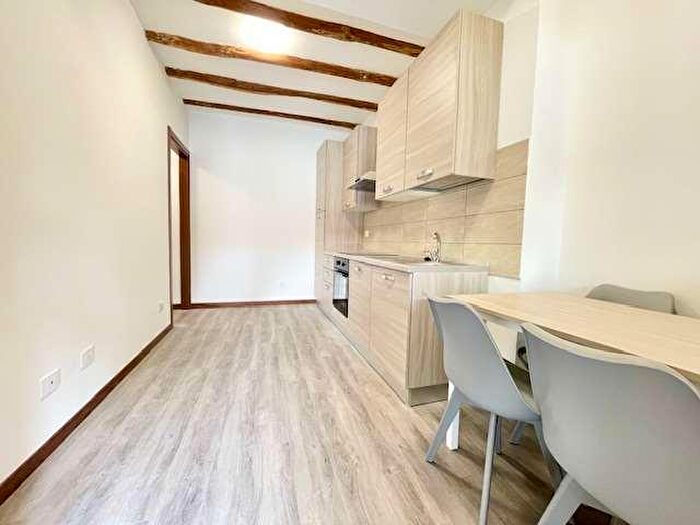 Appartamento bilocale in vendita in Corso Milano, Barlassina