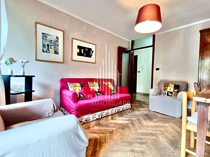 Appartamento con 5 locali in affitto in Via Circonvallazione, Centro, Courmayeur