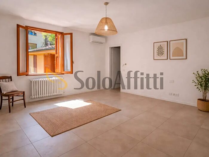 Appartamento bilocale in affitto in Via Nosadella, Bologna