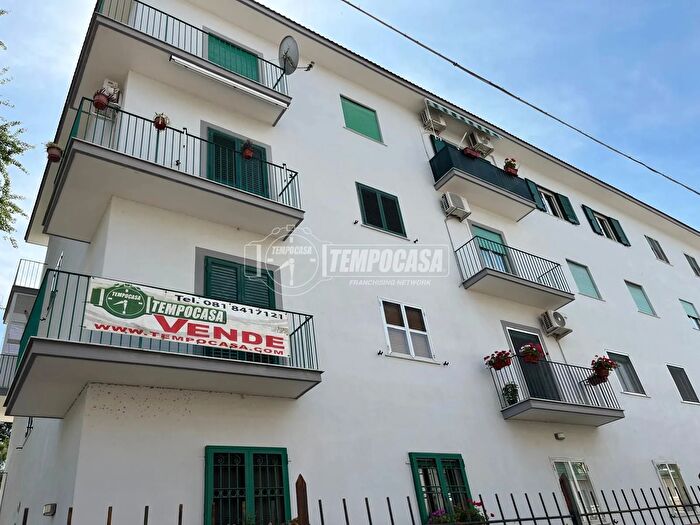 Appartamento trilocale in vendita in Corso Vittorio Emanuele III, Marigliano