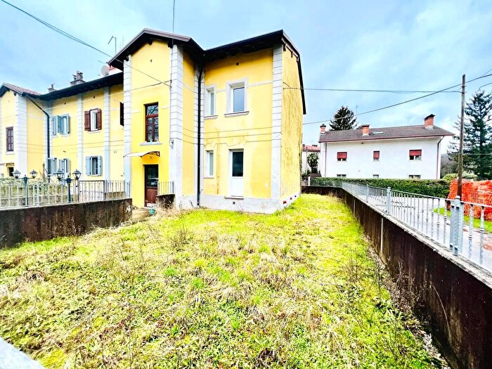 Casa con 7 locali in vendita in Gorizia Via Sile, Gorizia