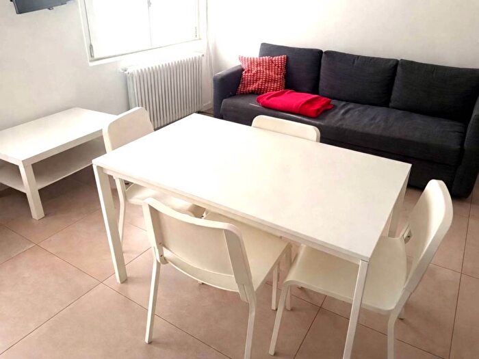 Appartamento trilocale in affitto in Corso Lodi, Lodi Brenta, Milano