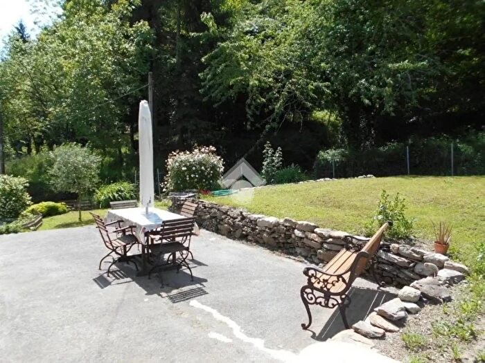 Casa con 6 locali in vendita in Via Chiapparo, Pornassio