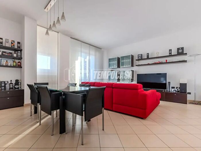 Appartamento trilocale in vendita in Via Gorizia, Baranzate