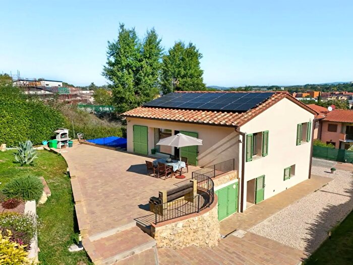 Casa con 5 locali in vendita in Colle Di Val D'Elsa