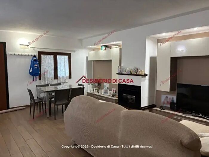 Casa con 5 locali in vendita in Via Salvatore Cipolla a, Campofelice Di Roccella