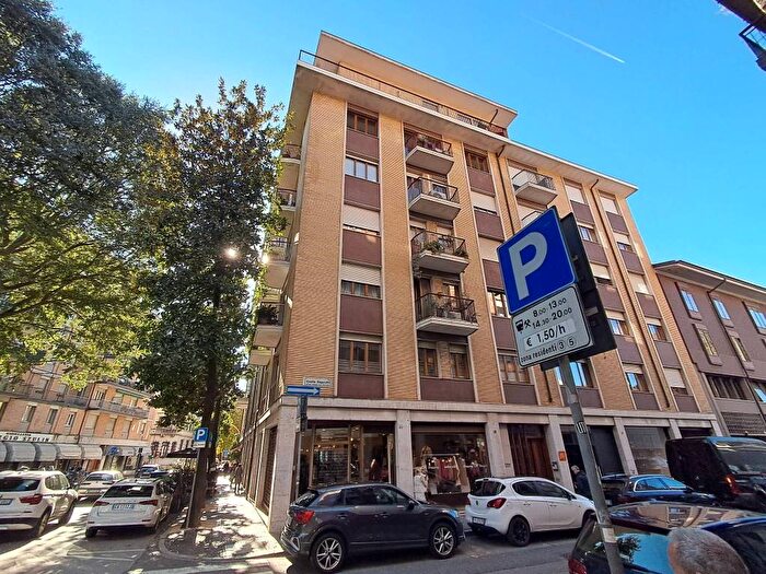 Appartamento con 5 locali in affitto in Via Cecilia Deganutti, Volpe Villalta, Udine