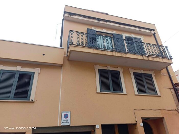 Appartamento bilocale in affitto in Via Cavaliere, Province Veneto, Catania