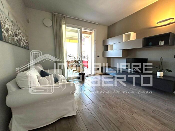 Appartamento trilocale in vendita in Via Don Giovanni Minzoni, Incirano, Paderno Dugnano