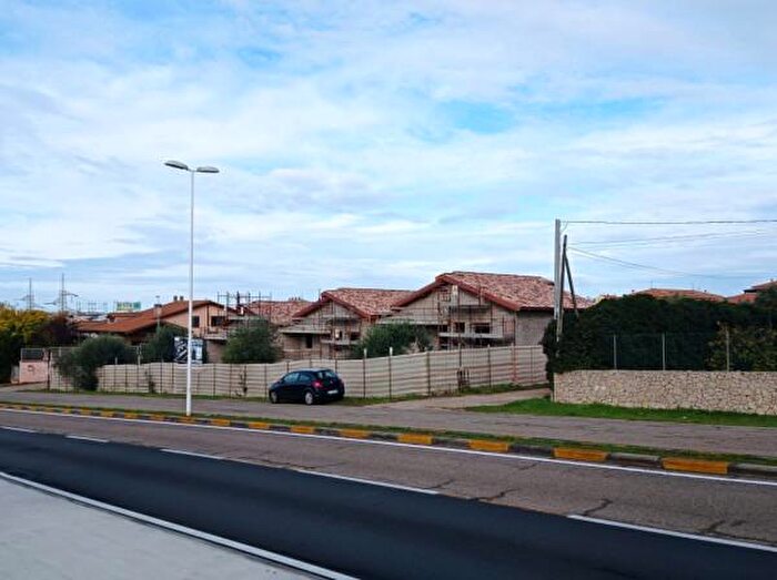Casa con 6 locali in vendita in Via Giovanni Tedde, Sassari