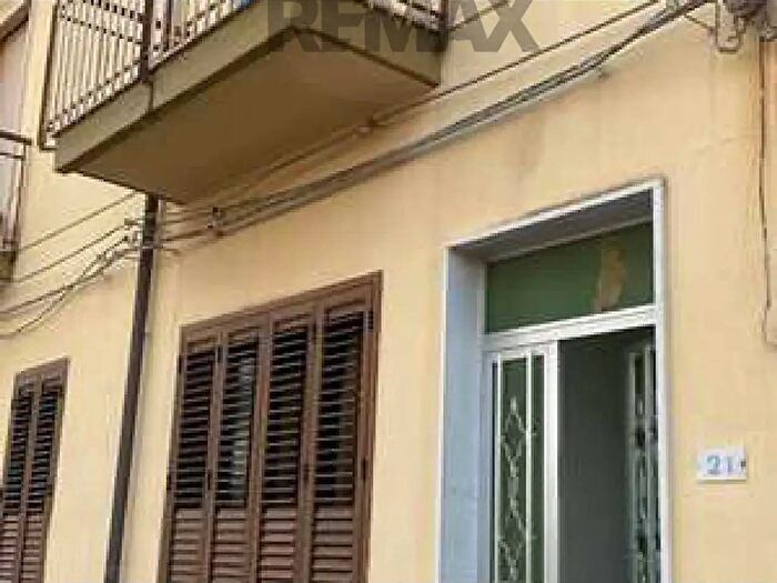 Appartamento trilocale in vendita in Via Asmara, SantAgata Di Militello