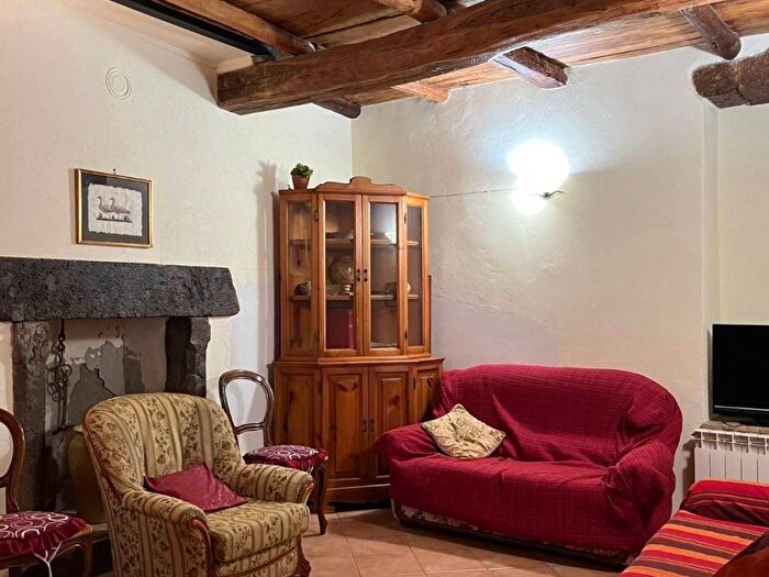 Appartamento bilocale in affitto in Corso Camillo Benso di Cavour, Bolsena