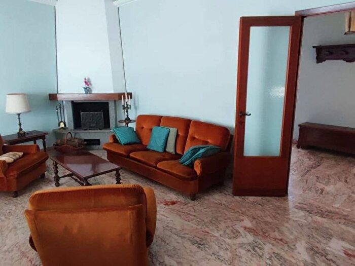 Appartamento con 5 locali in affitto in Regioni, Grosseto