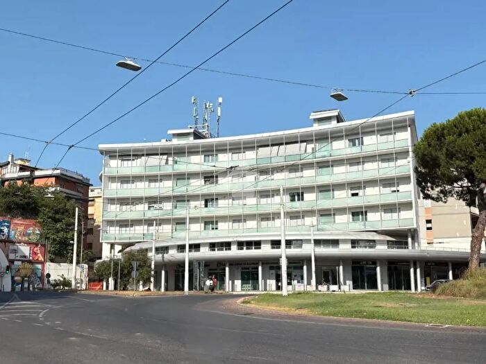 Appartamento bilocale in vendita in Piazzale della Liberta', Ancona