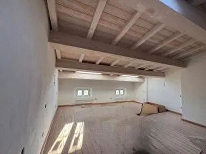 Appartamento con 5 locali in vendita in Crespina Lorenzana