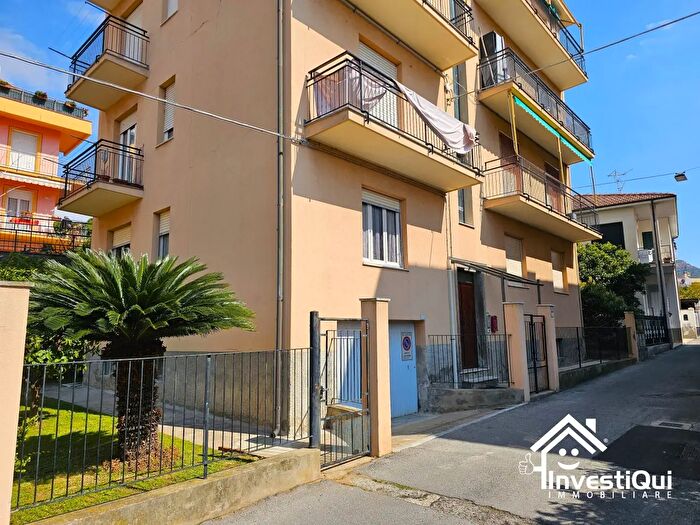 Appartamento bilocale in vendita in Via Pavia, Pietra Ligure