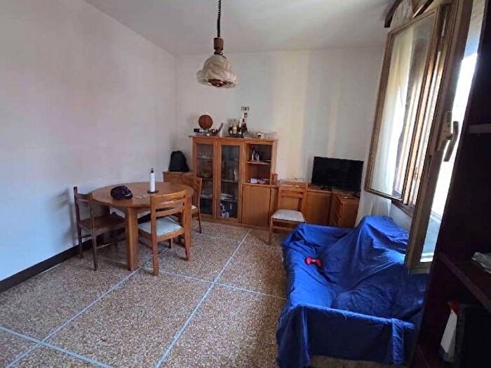 Appartamento trilocale in affitto in Via Stefano Bottari, San Donato, Bologna