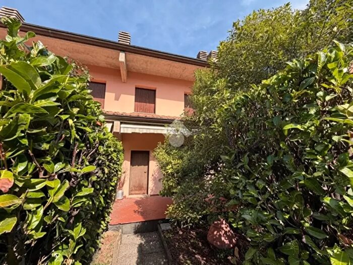 Casa trilocale in vendita in Via Fontana Anna, Traversetolo
