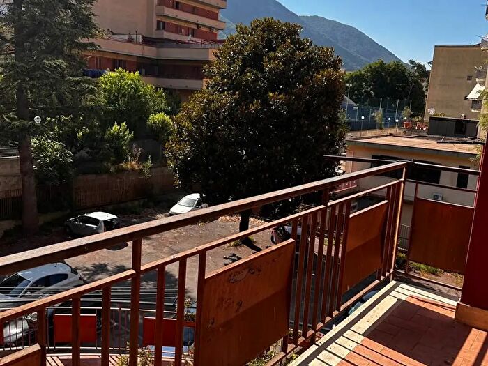 Appartamento con 5 locali in vendita in Cava De Tirreni