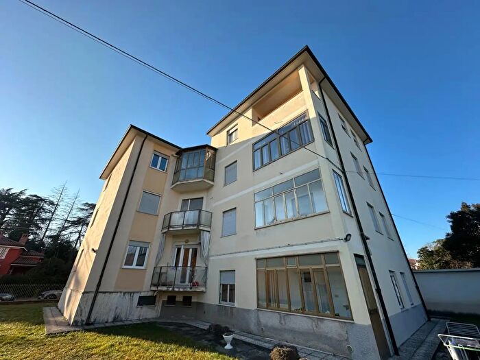 Appartamento trilocale in vendita in Gorizia