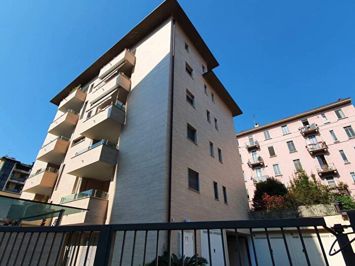 Appartamento bilocale in affitto in Via Francesco Ingegnoli, Casoretto, Milano