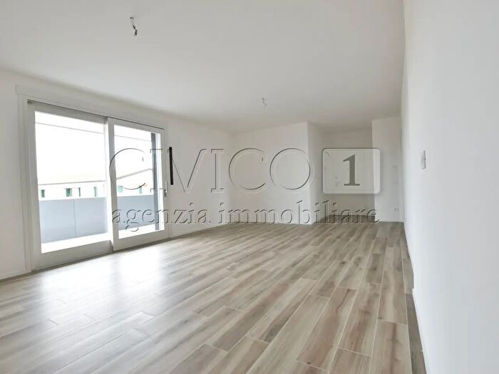 Appartamento quadrilocale in vendita in Via Foffani Antonio, Campodarsego