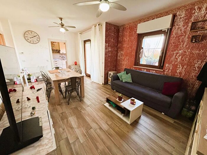 Appartamento quadrilocale in vendita in Via dei Campi, Roseto Degli Abruzzi