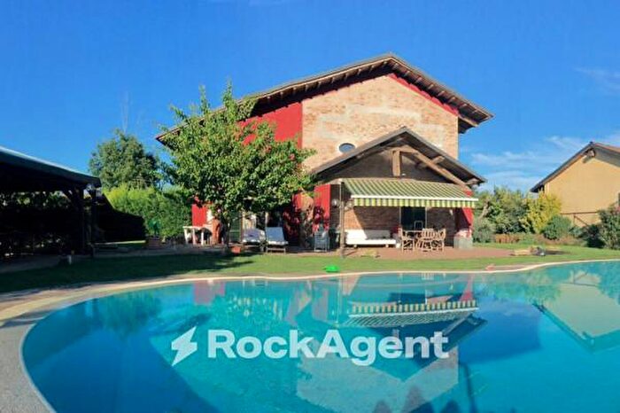 Casa con 6 locali in vendita in Via Viusina, Racconigi