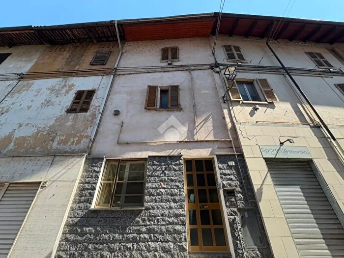 Casa con 5 locali in vendita in Corso Italia, Strambino