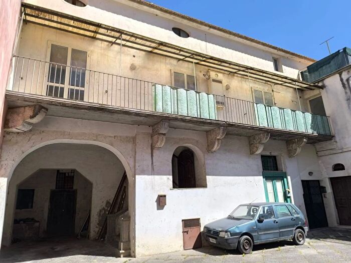 Casa trilocale in vendita in Via San Felice Mercato San Severino Salerno, Mercato San Severino