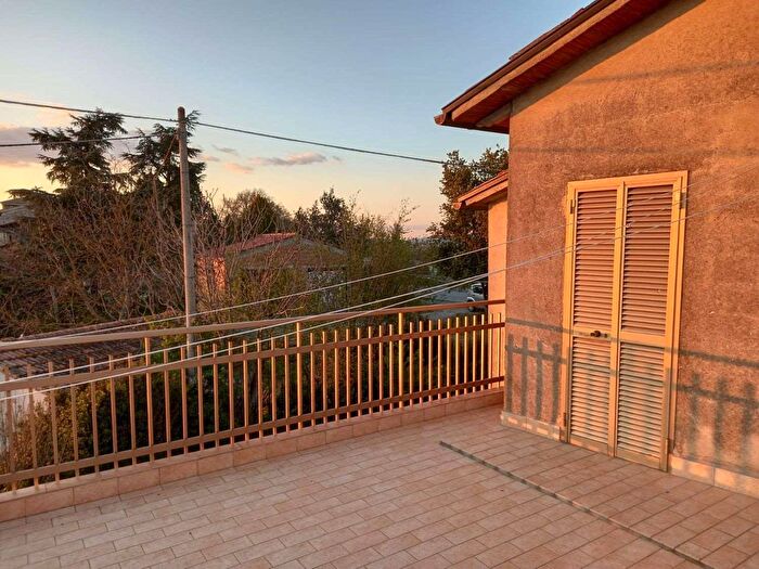 Casa trilocale in vendita in Vocabolo San Benigno, Todi