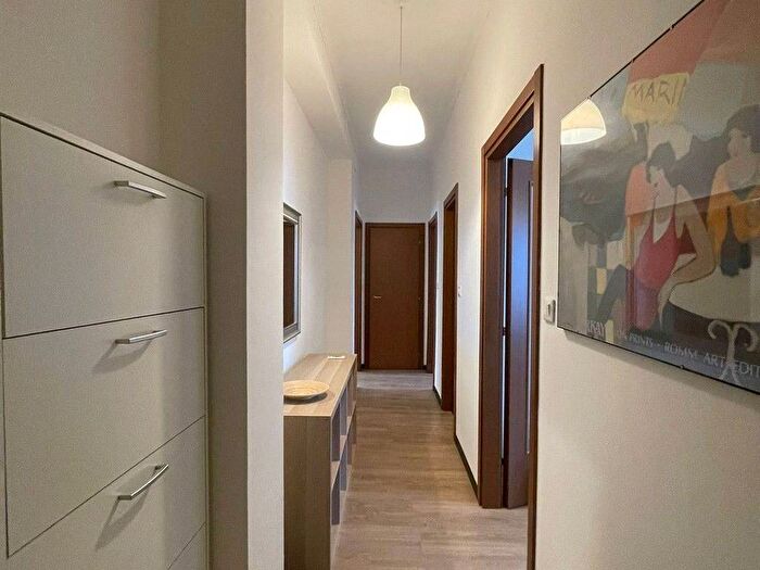Appartamento trilocale in affitto in Via Govone, Ghisolfa Mac Mahon, Milano