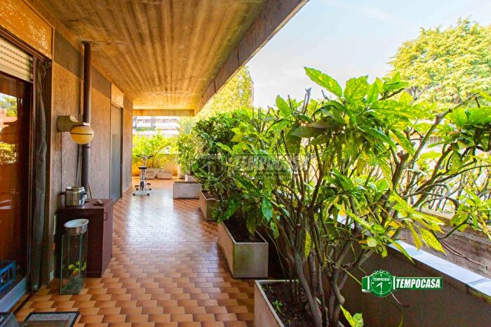 Appartamento trilocale in vendita in Via col di Lana, Castellanza