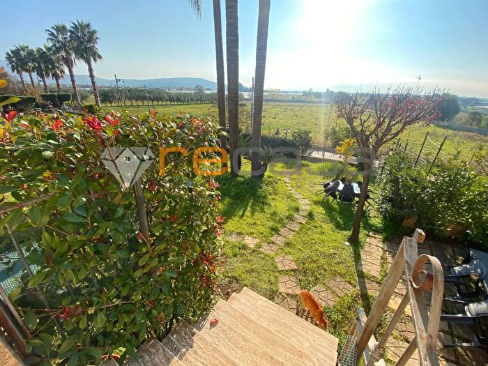 Appartamento trilocale in vendita in Via Colombo, Montecorvino Pugliano