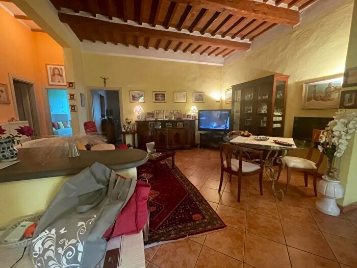 Casa quadrilocale in vendita in Montopoli In Val D'Arno