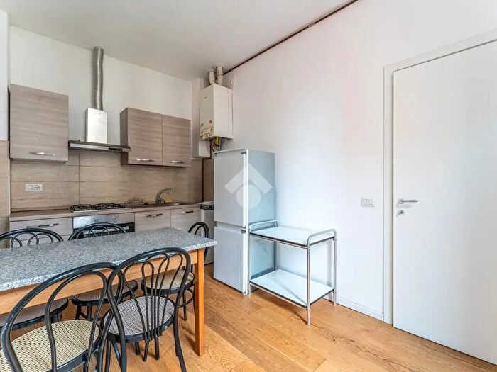 Appartamento bilocale in vendita in Via Livigno, Milano