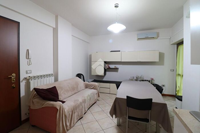 Appartamento bilocale in vendita in Via Campomicciolo, Terni