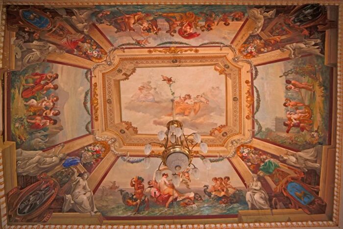 Appartamento con 13 locali in vendita in Via dellAquila Romana Arpino Frosinone, Arpino