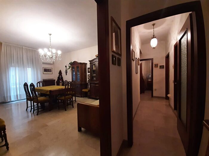 Appartamento quadrilocale in vendita in Via Francesco Saverio Nitti, Pesaro