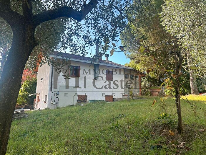 Casa trilocale in vendita in Trecine, Passignano Sul Trasimeno