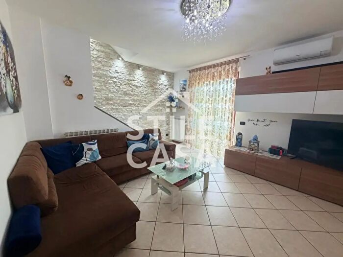 Casa con 5 locali in vendita in Orentano, Castelfranco Di Sotto