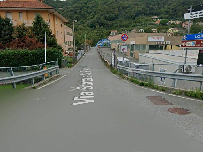 Appartamento trilocale in affitto in Località Loreto, Carasco
