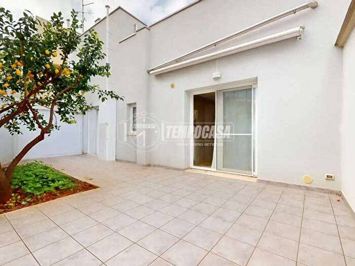 Casa trilocale in vendita in Via Niccolò Copernico, Casamassima