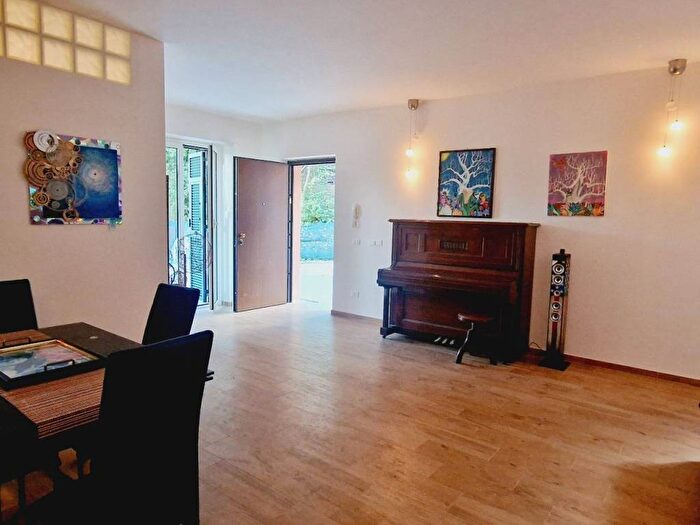 Appartamento quadrilocale in affitto in Via Guerciana, Piano Di Follo, Follo