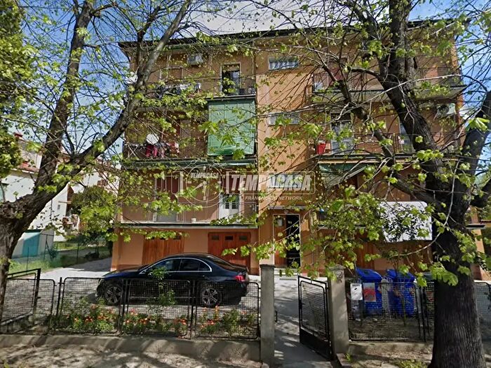 Appartamento trilocale in vendita in Via G Agnini, San Felice Sul Panaro