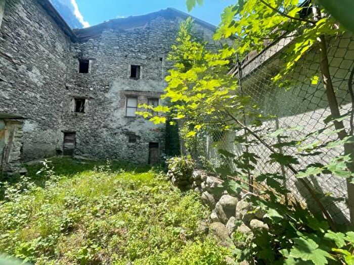 Casa in vendita in Via Sasso Remenno, Val Masino